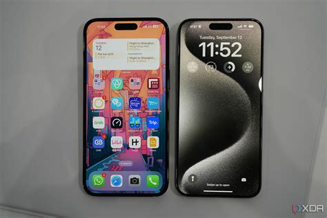 iphone 15 display manufacturer